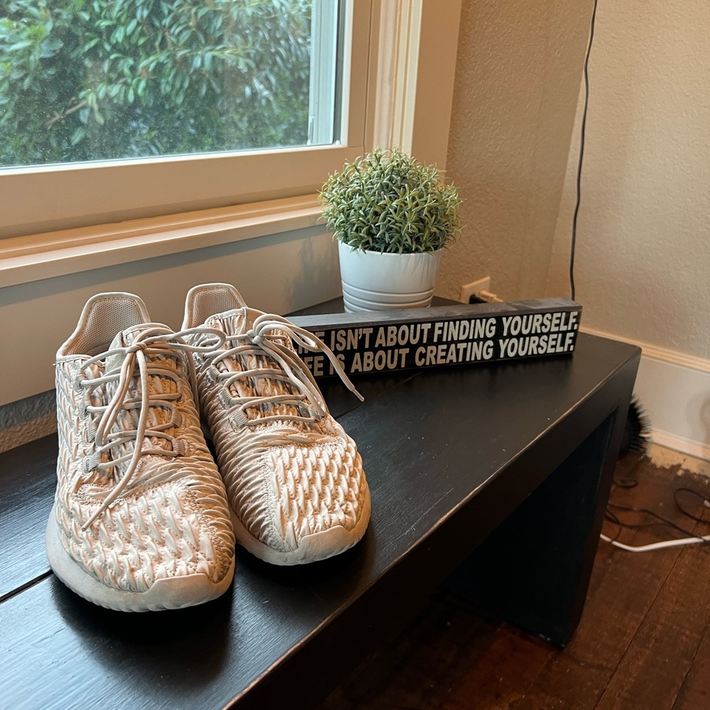Adidas beige quilted sneakers